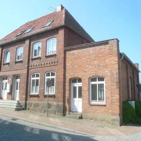 Charmante In Mit Terrasse Und Gri By Interhome